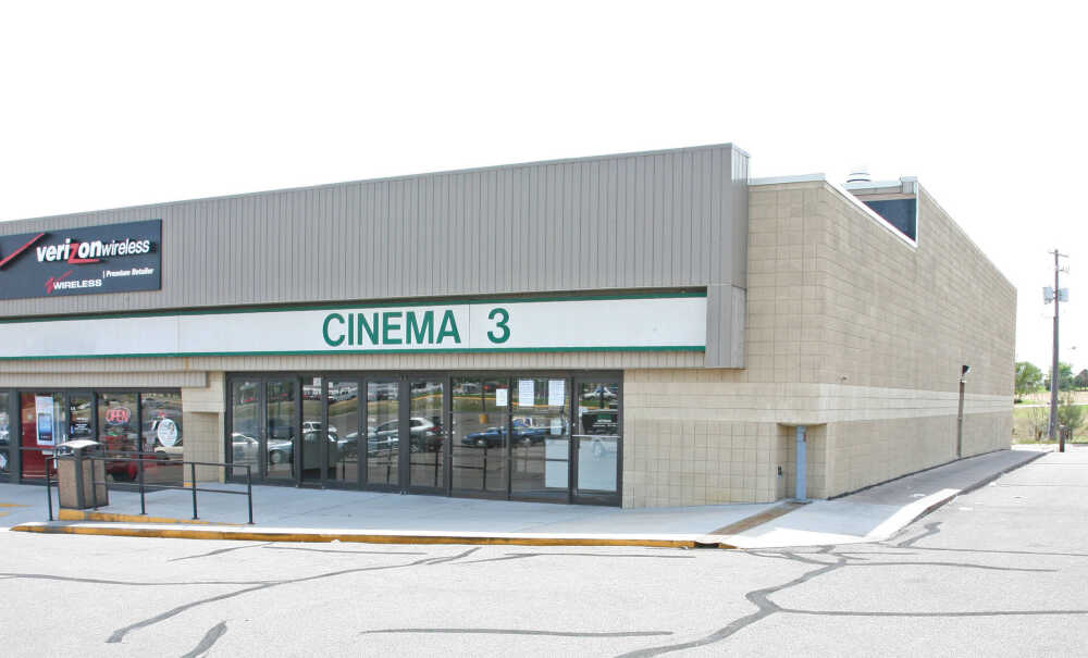 Business Cinema 3 Ready To Go Digital 6 6 12 Mccook Gazette