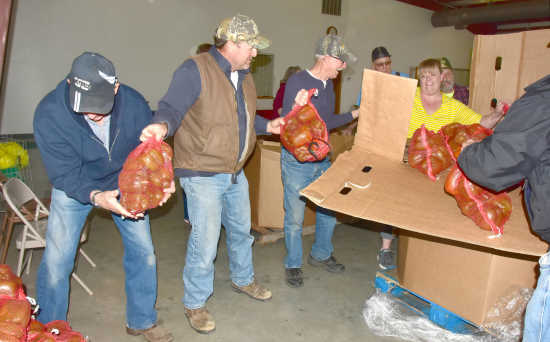 Local News Upcoming Mobile Pantry 6 4 18 Mccook Gazette